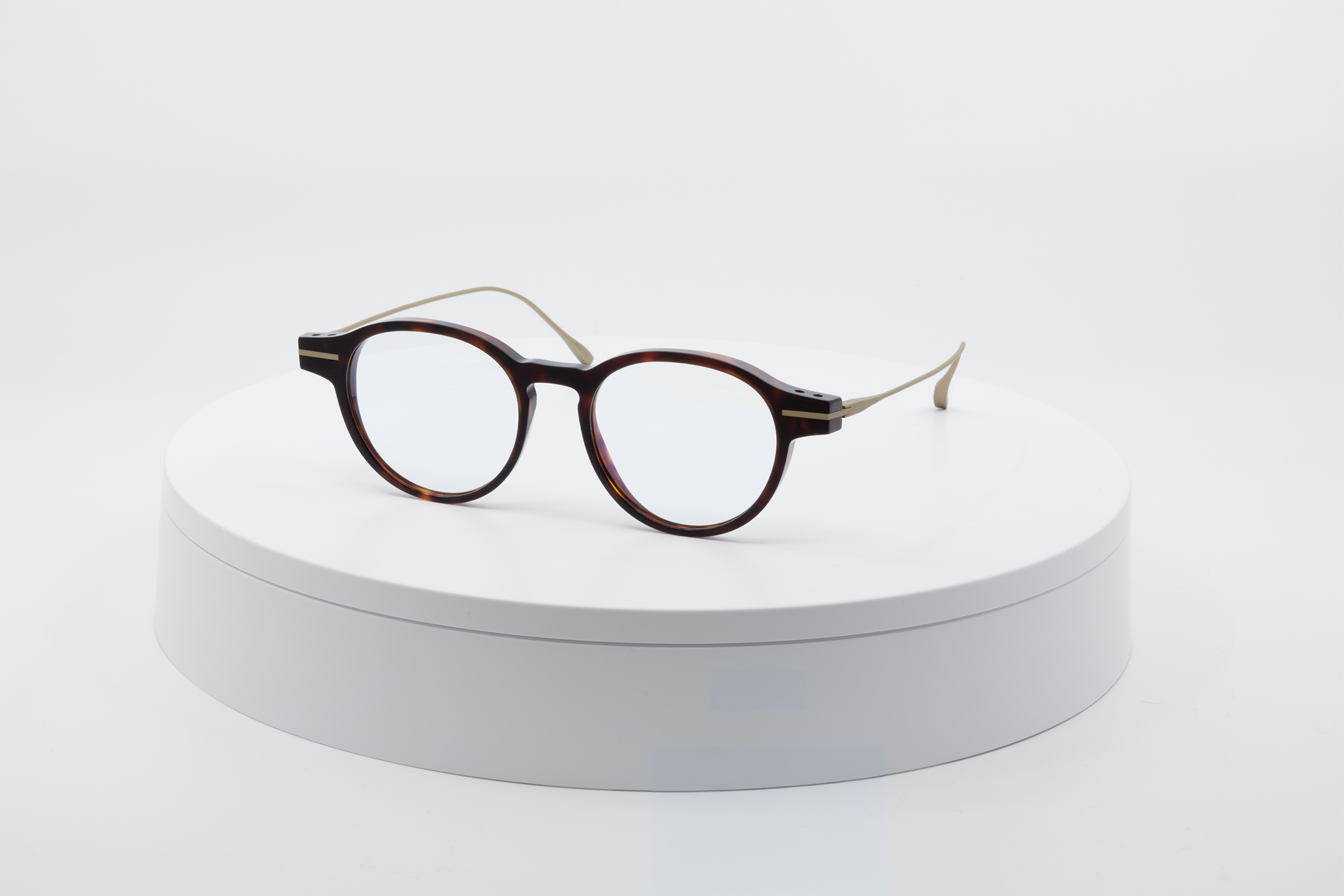 Sep·42 — Dark Tortoise Gold angled